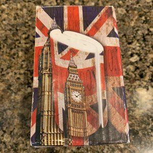 Britain themed Salt & Pepper Shakers